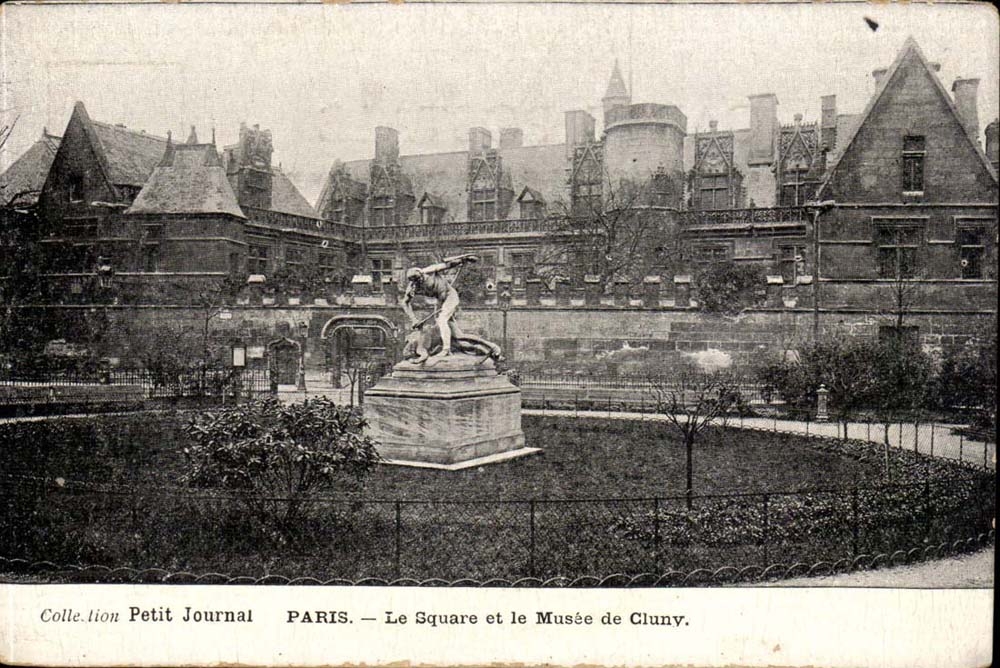 Paris CPA the public garden and the Museum of Cluny