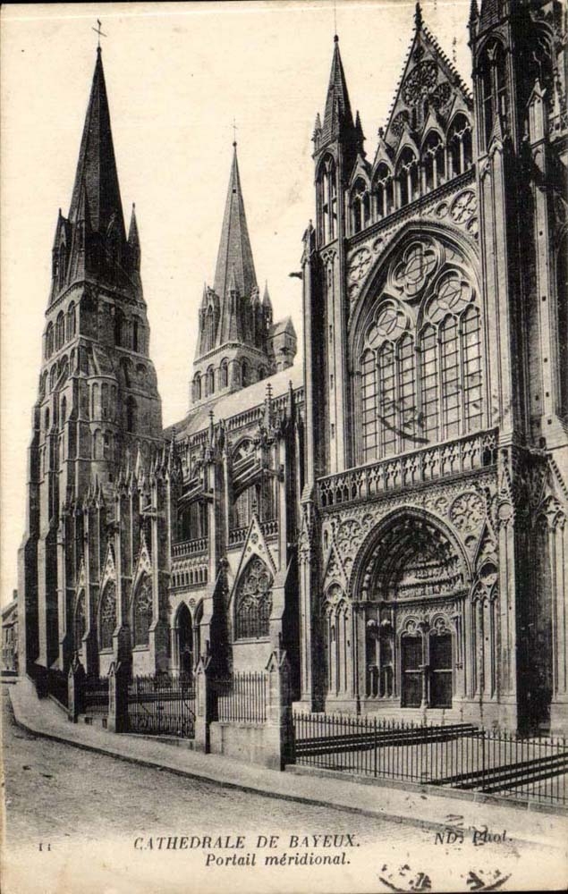 Kathedrale sudlichsten Gatters des Bayeux-CPA