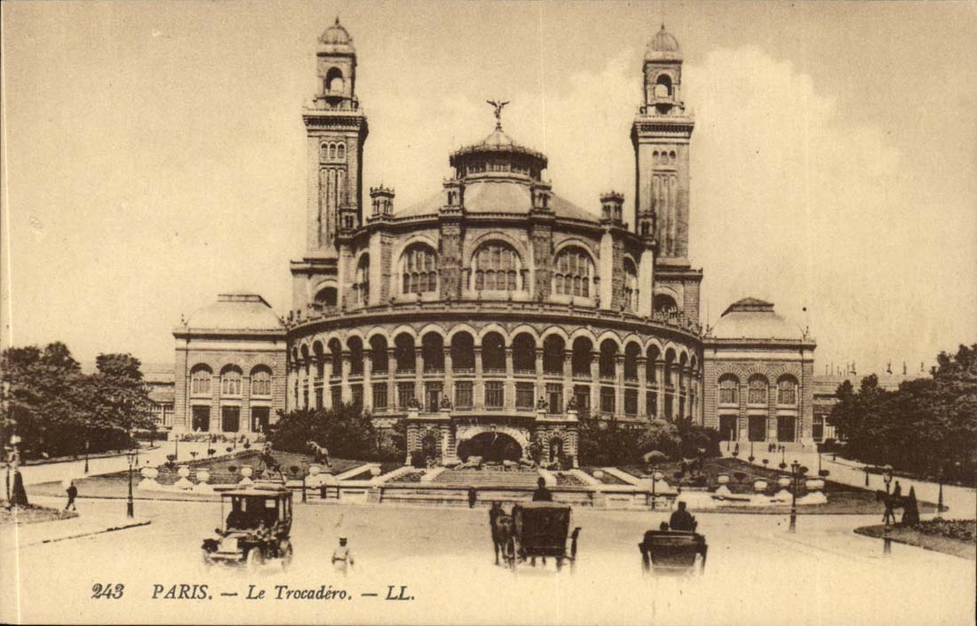 Paris CPA Trocadero built in 1878 on the site of old careers