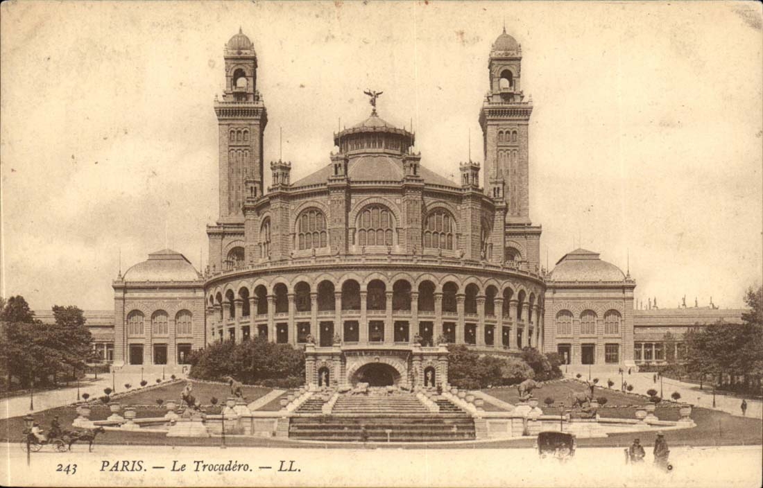 Paris CPA Trocadero built in 1878 on the site of old careers
