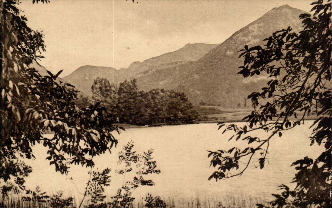 Lourdes CPA the lake of Lourdes