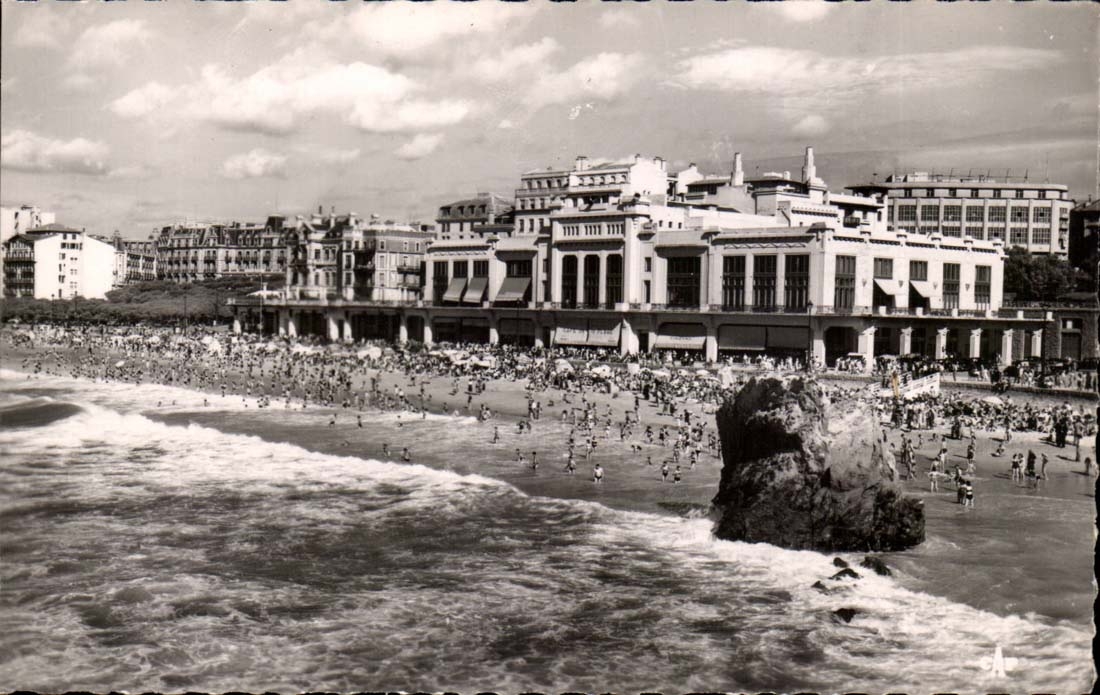 Biarritz CPA La grande plage et le casino