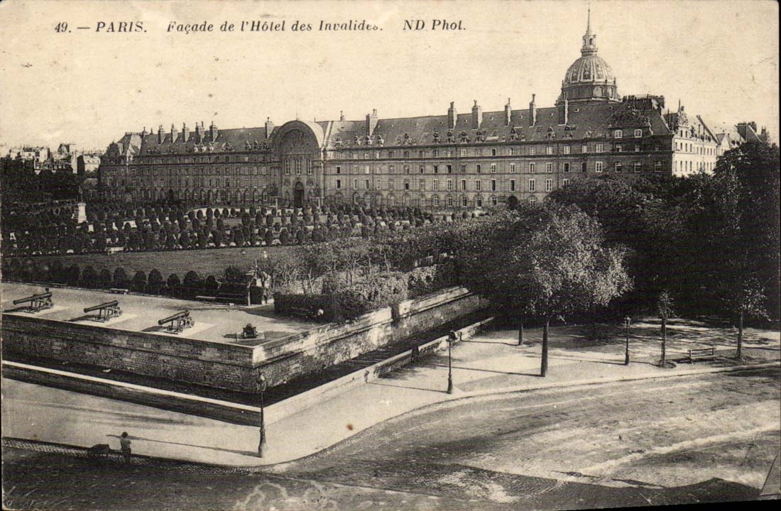 CPA Paris Frontage of the hotel of Invalides