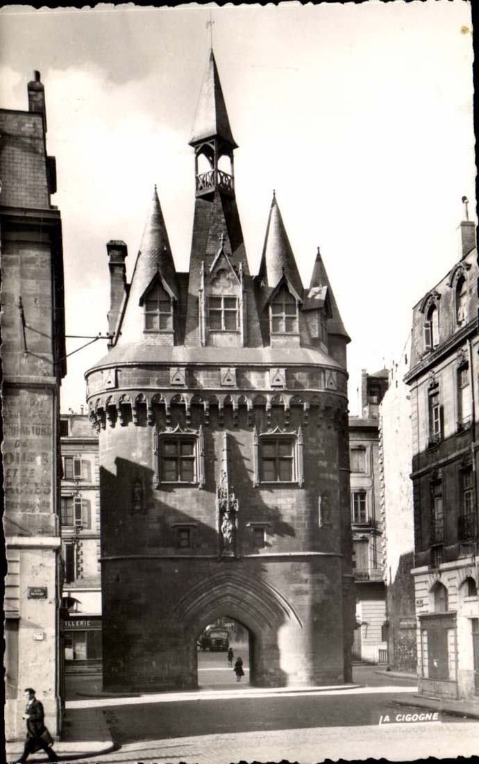 CPSM Bordeaux the door Gaillau Gate and the palate