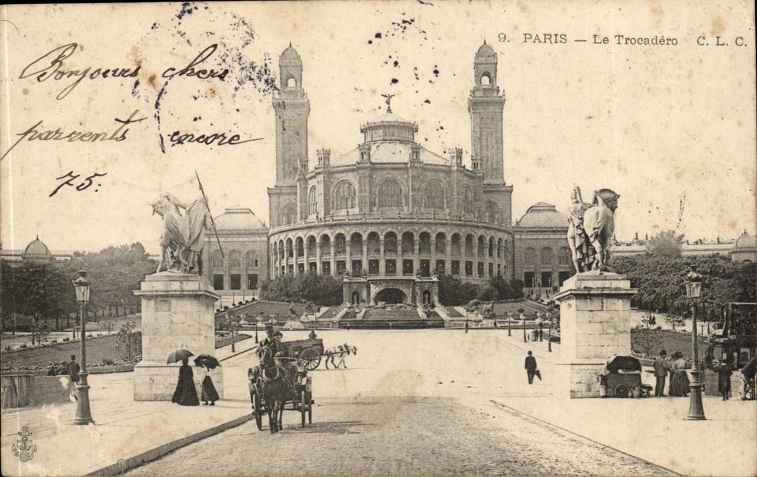 Paris CPA Le Trocadero