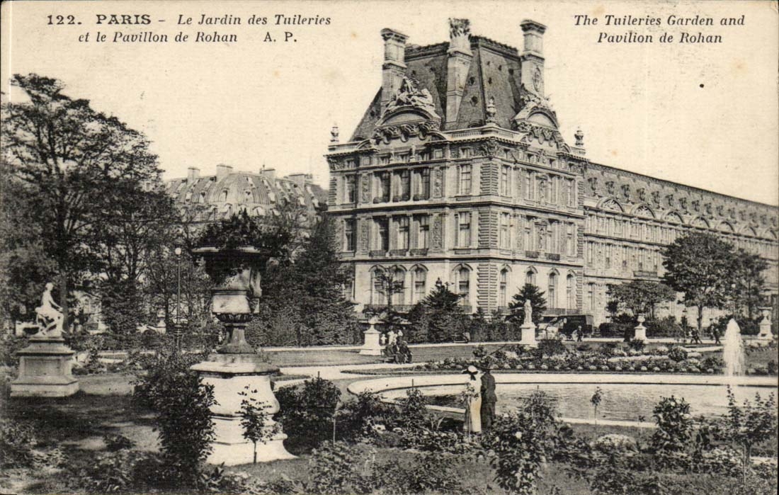 Paris CPA Le jardin des Tuileries et le pavillon de Rohan 