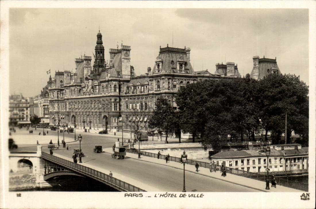 Paris CPA Hotel de ville 
