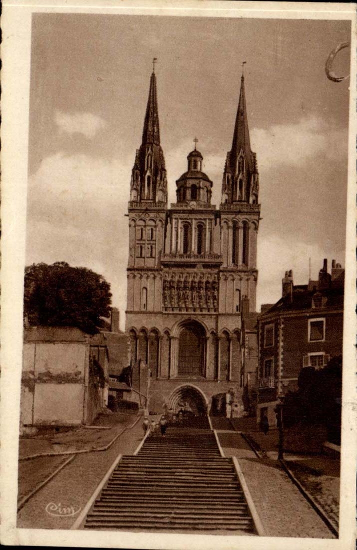 Angers CPA the cathedral