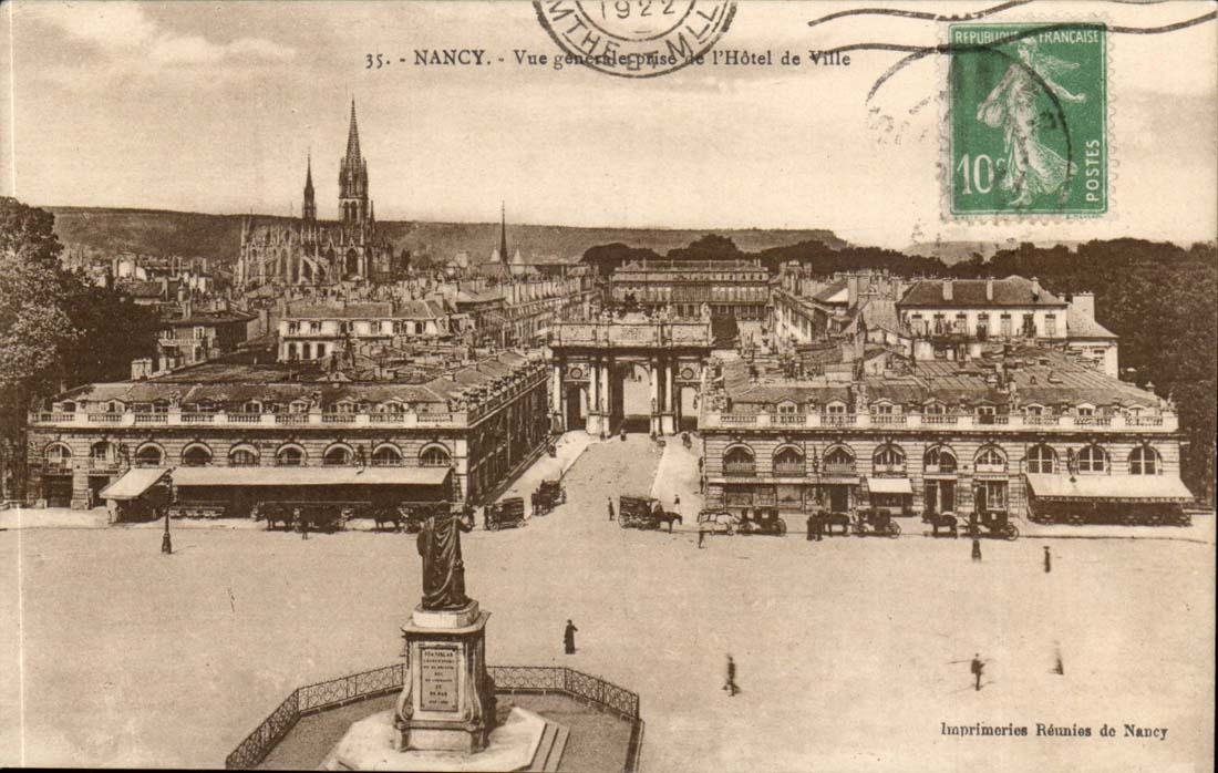 Nancy CPA Vue generale prise de l'hotel de ville