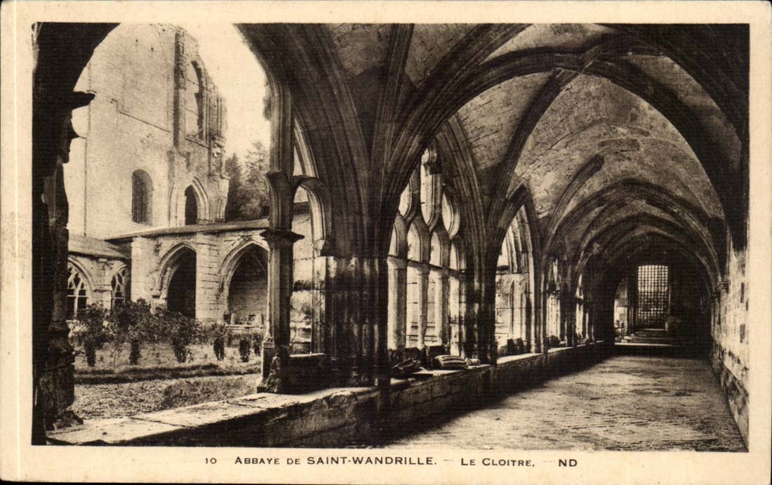 CPA Abbey of Saint Wandrille the cloister