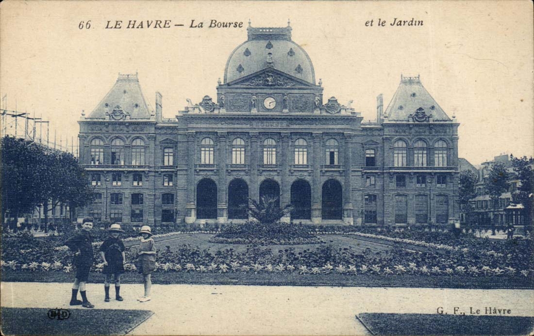 Le Havre CPA La Bourse et le jardin