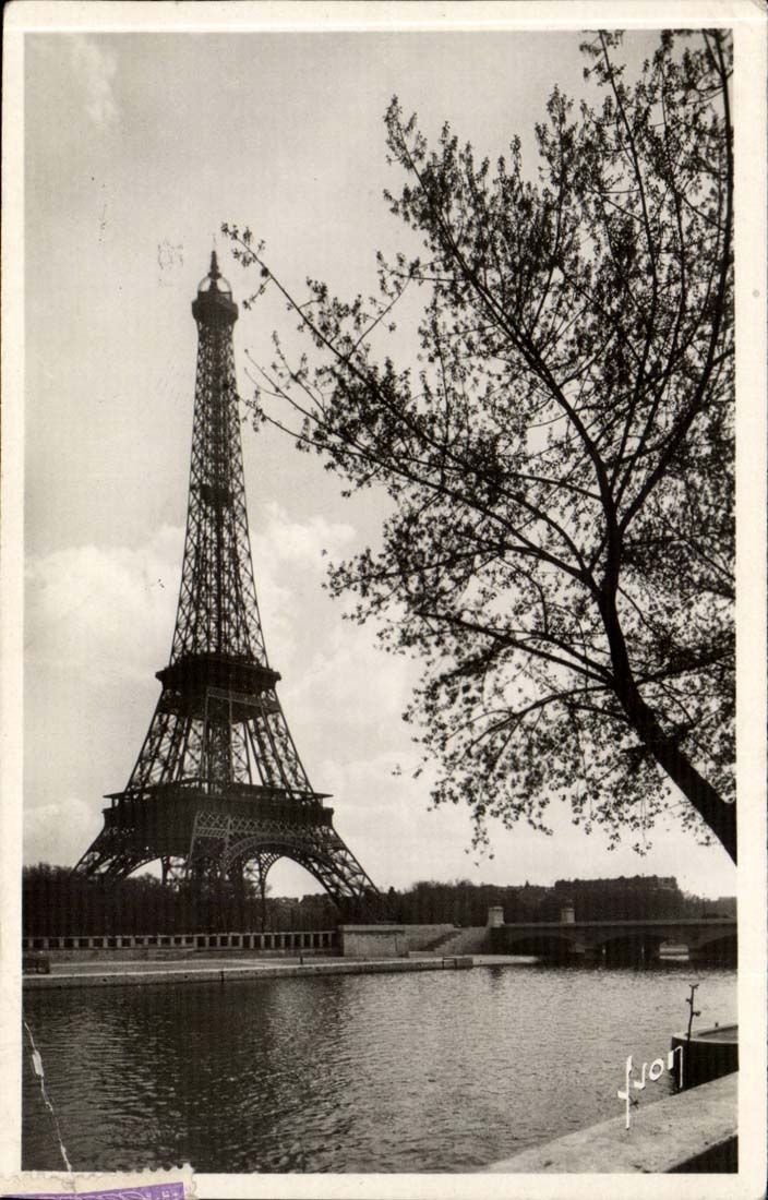 Paris CPA the Eiffel Tower