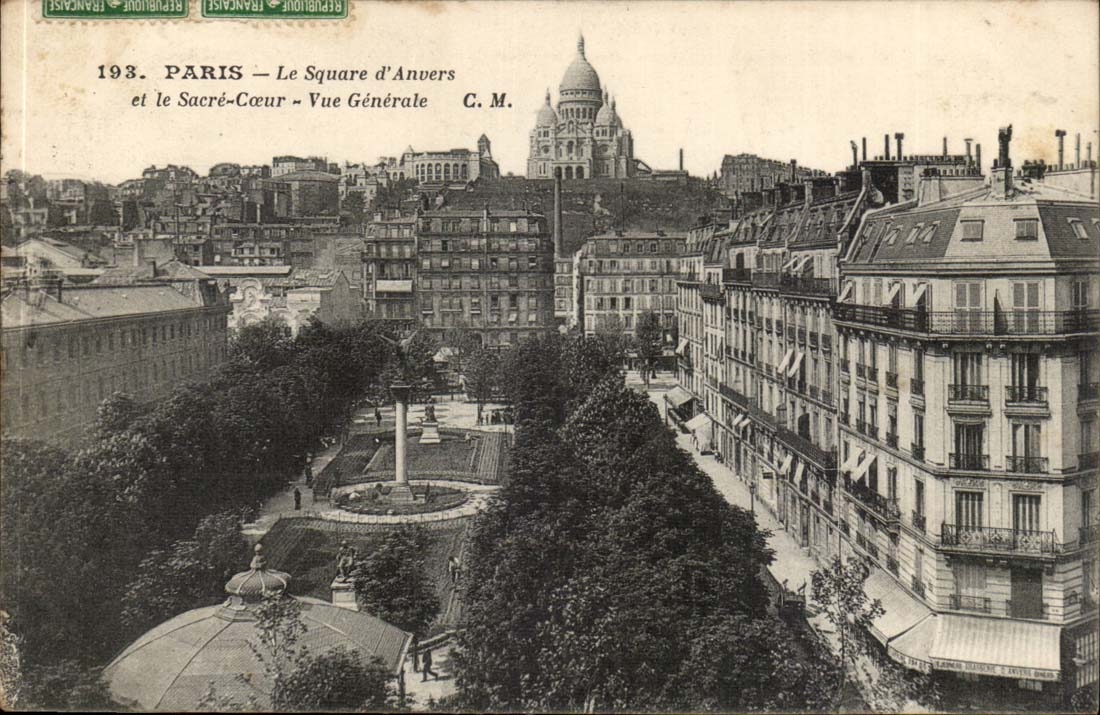 Paris CPA le square d'anvers et le sacre Coeur