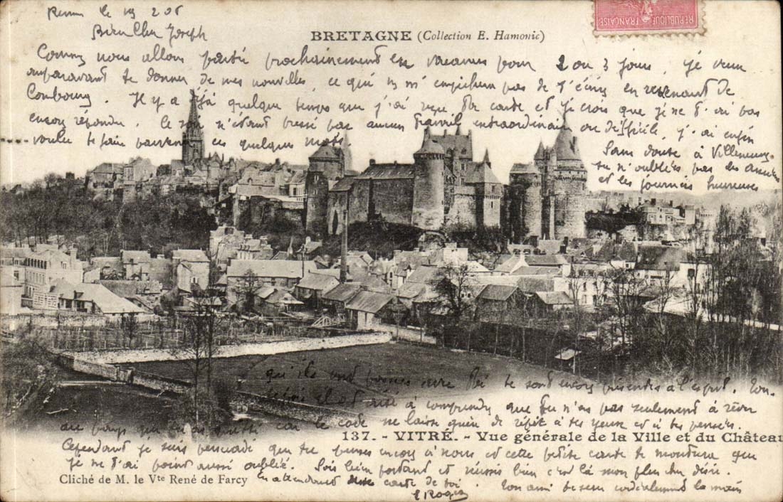 Vitre CPA Vue generale de la ville et du chateau