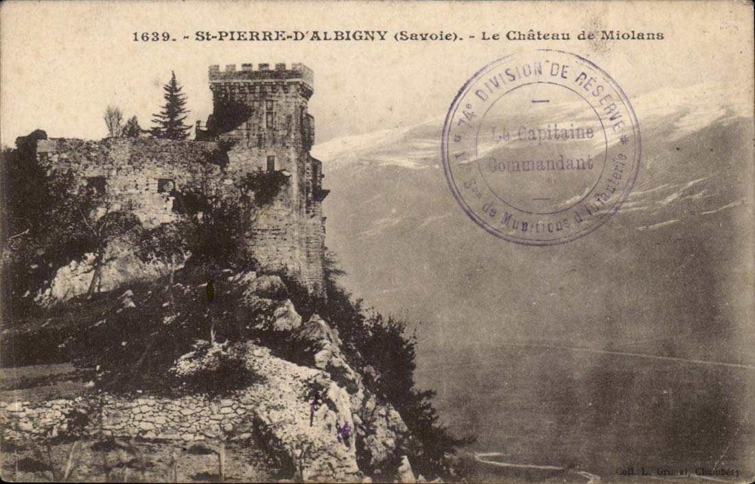 St Pierre d' Albigny CPa the castle of Miolans