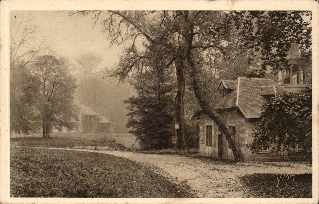 Park of Versailles CPA Hamlet of Marie Antoinette