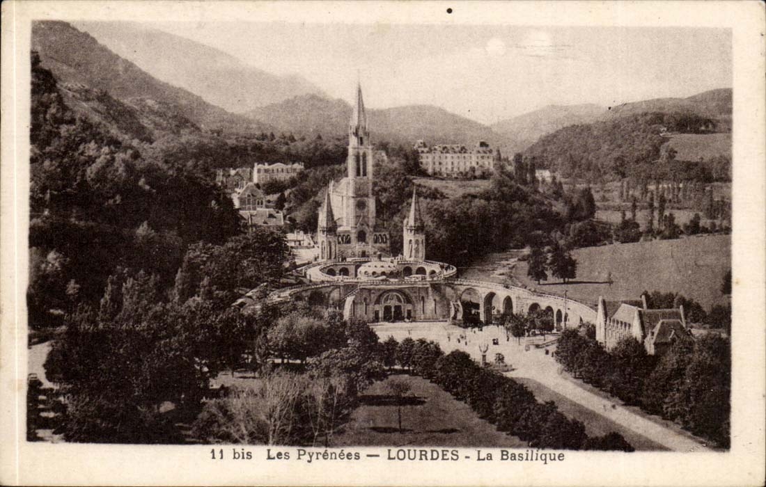 Lourdes CPA the basilica