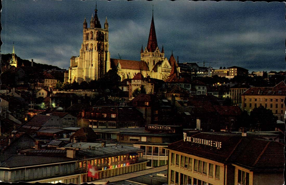 Suisse Lausanne CPA La cathedrale de nuit