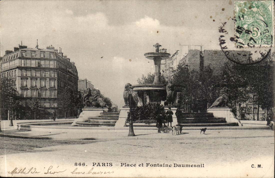 Paris CPA Places and Fountain Daumesnil (lions)
