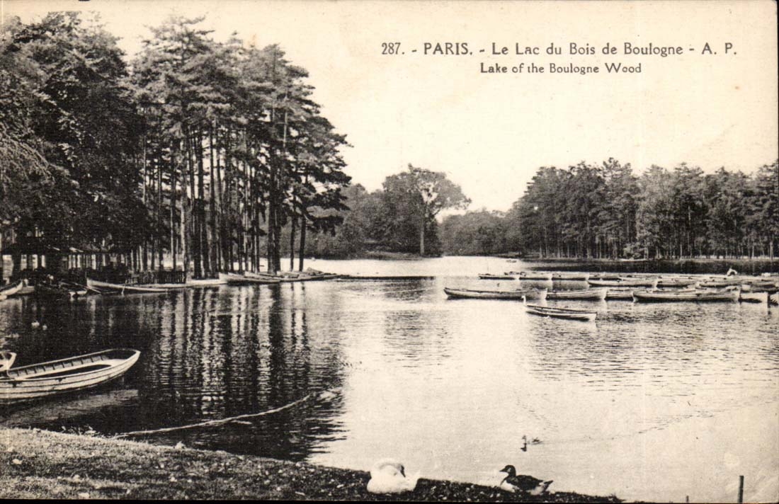 Paris CPA Le lac du Bois de Boulogne