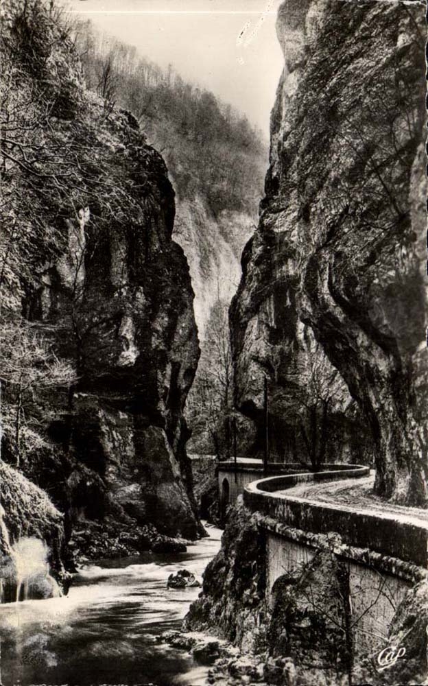 Der grosse chartreuse MODERNE KARTE Eingang der Wuste Strasse von St Laurent der Brucke