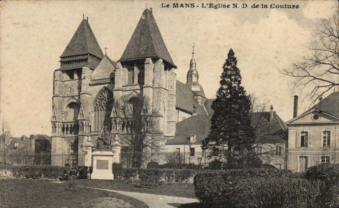 Bemannt CPA die Nd-Kirche der Naht