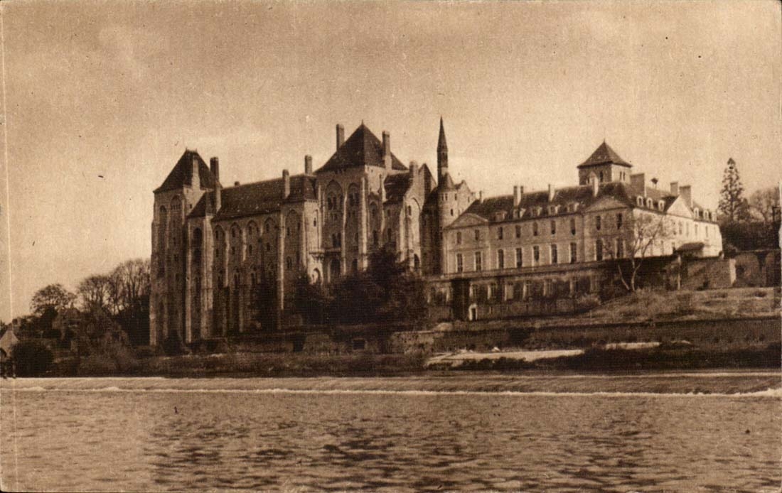Solesmes CPA Abbey On the stopping of the Sarthe