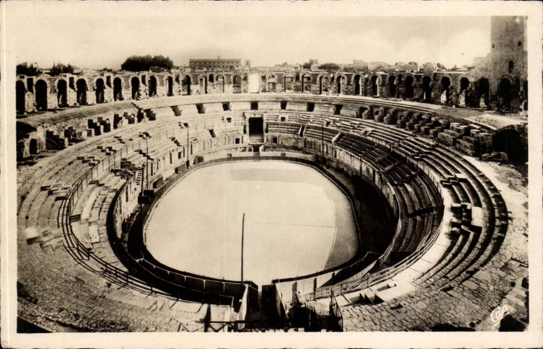 Arles - the Arena - View of the Interior - CPA