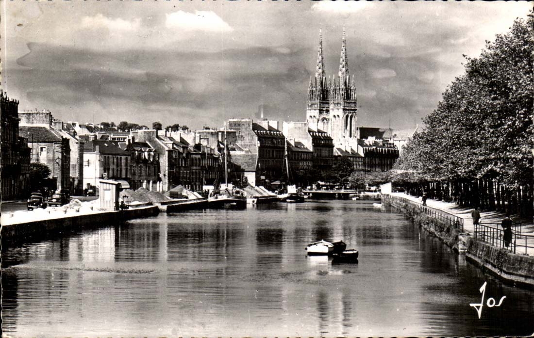 Quimper - Odet has high tide - CPA