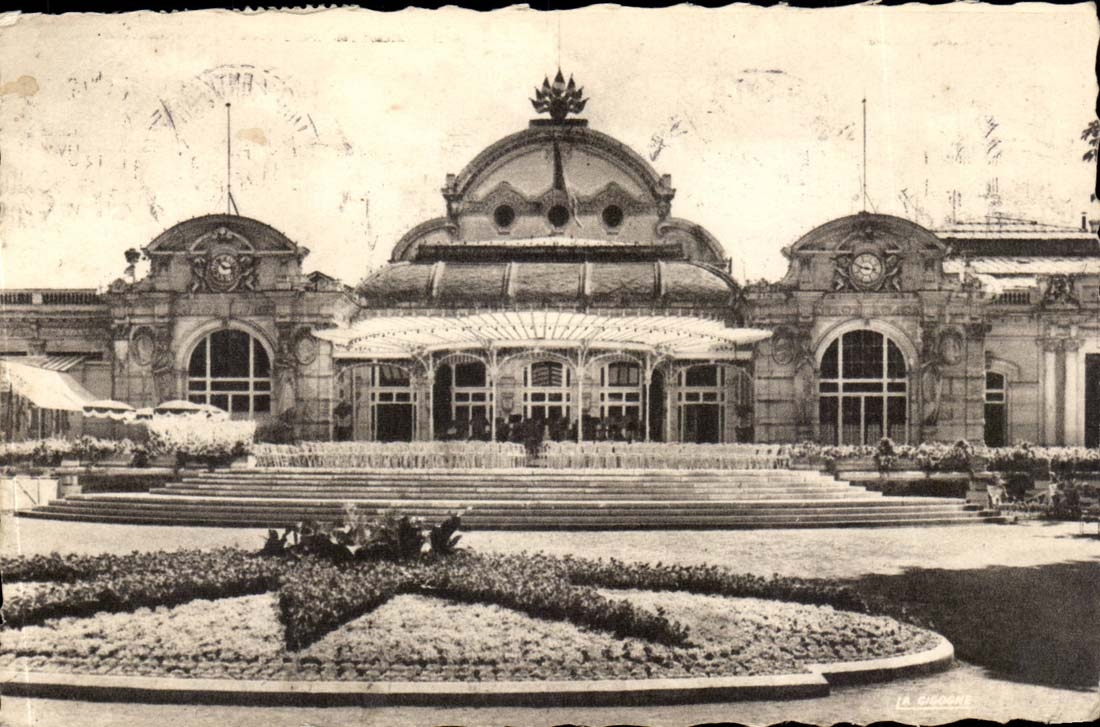 Vichy - Reine des Villes - CPA 