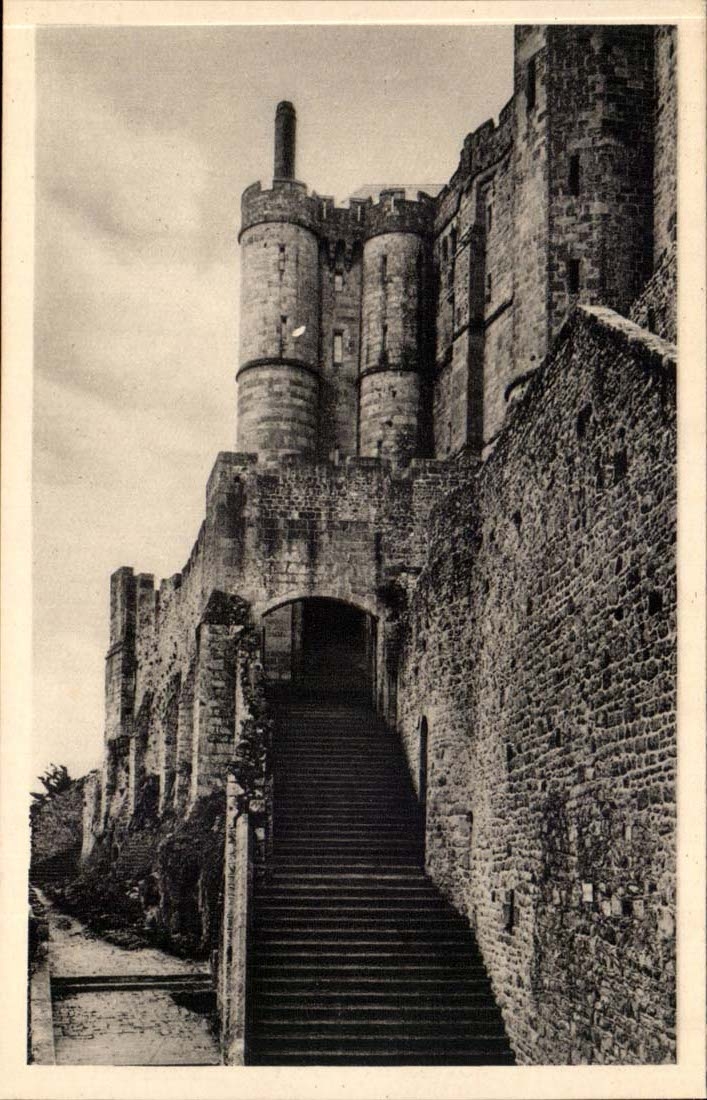 Mont Saint Michel - the Great degree and Chetelet - CPA