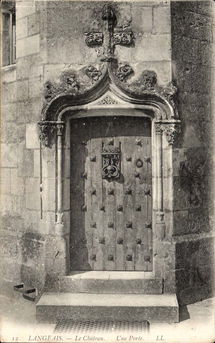 Langeais - das Schloss - ein Gatter - CPA