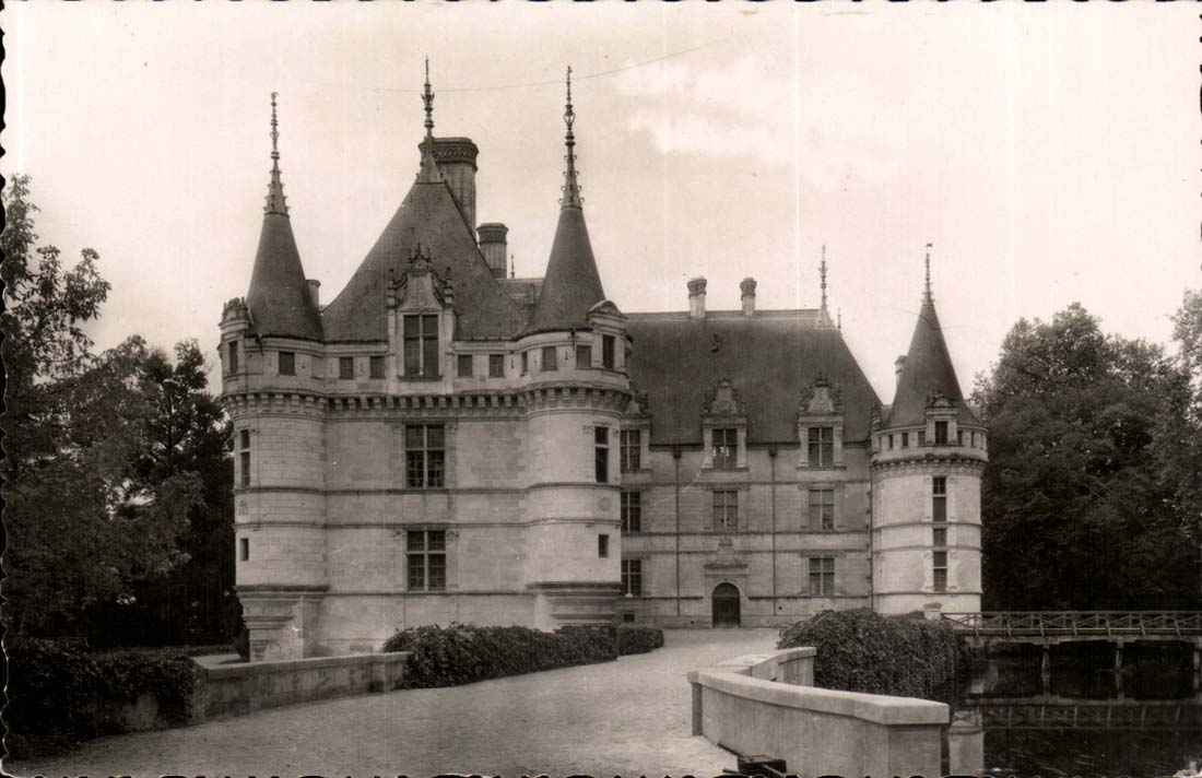 Azay the Curtain - Frontage Is - CPA