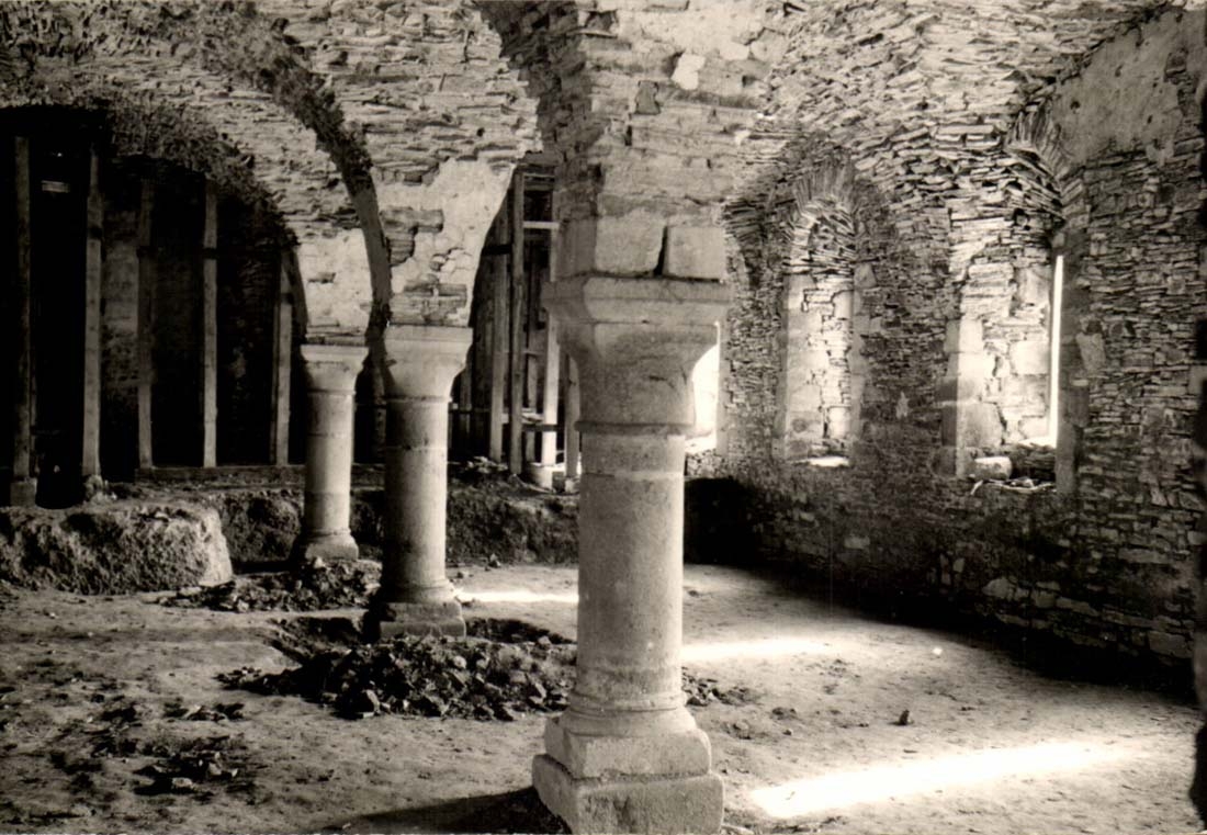 MODERN CARD Abbey of Clermont close Pane July 1958