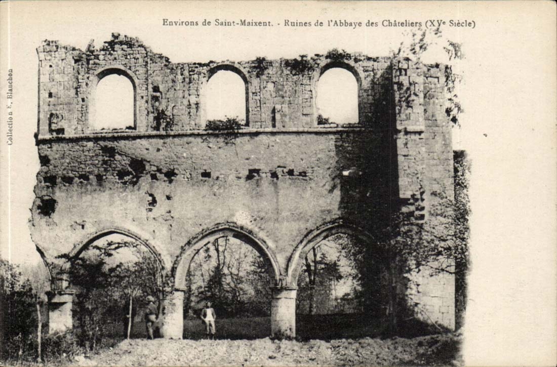 Surroundings of Saint Maixent CPA Ruins of the abbey of Chateliers