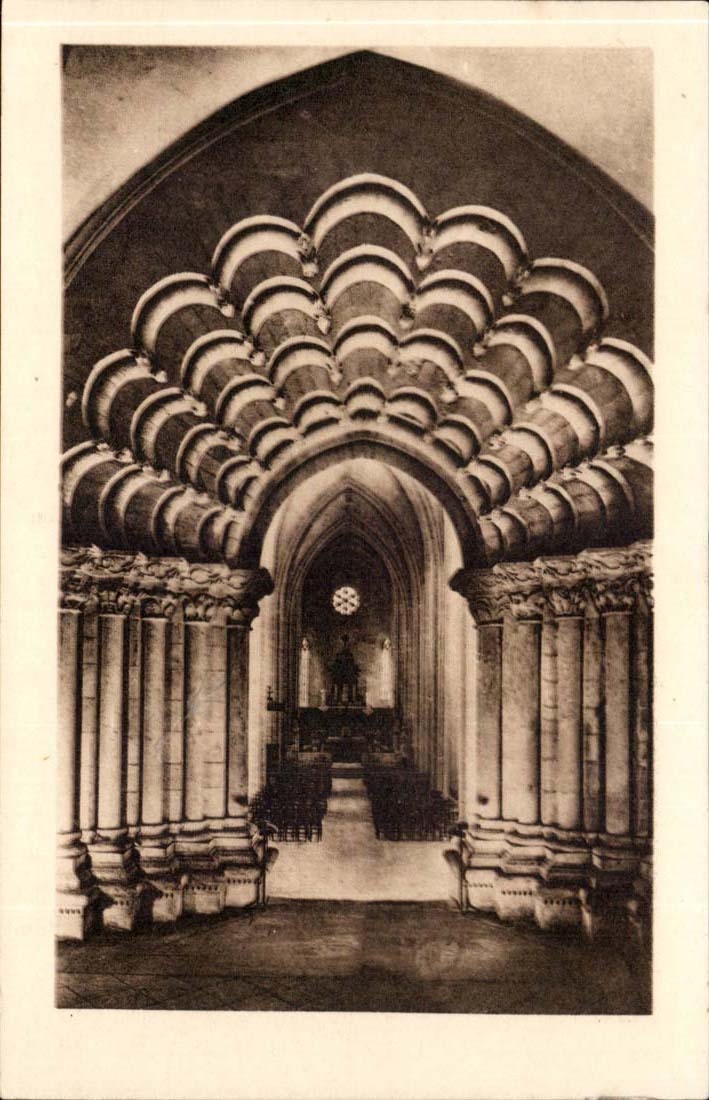 CPA the church and the vault of Notre Dame of Those Romance gate has curves polylobees