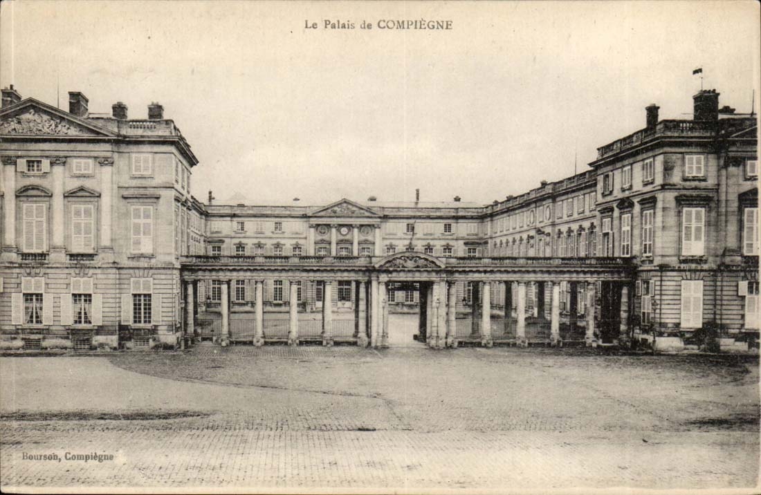 Compiegne - the Castle - CPA