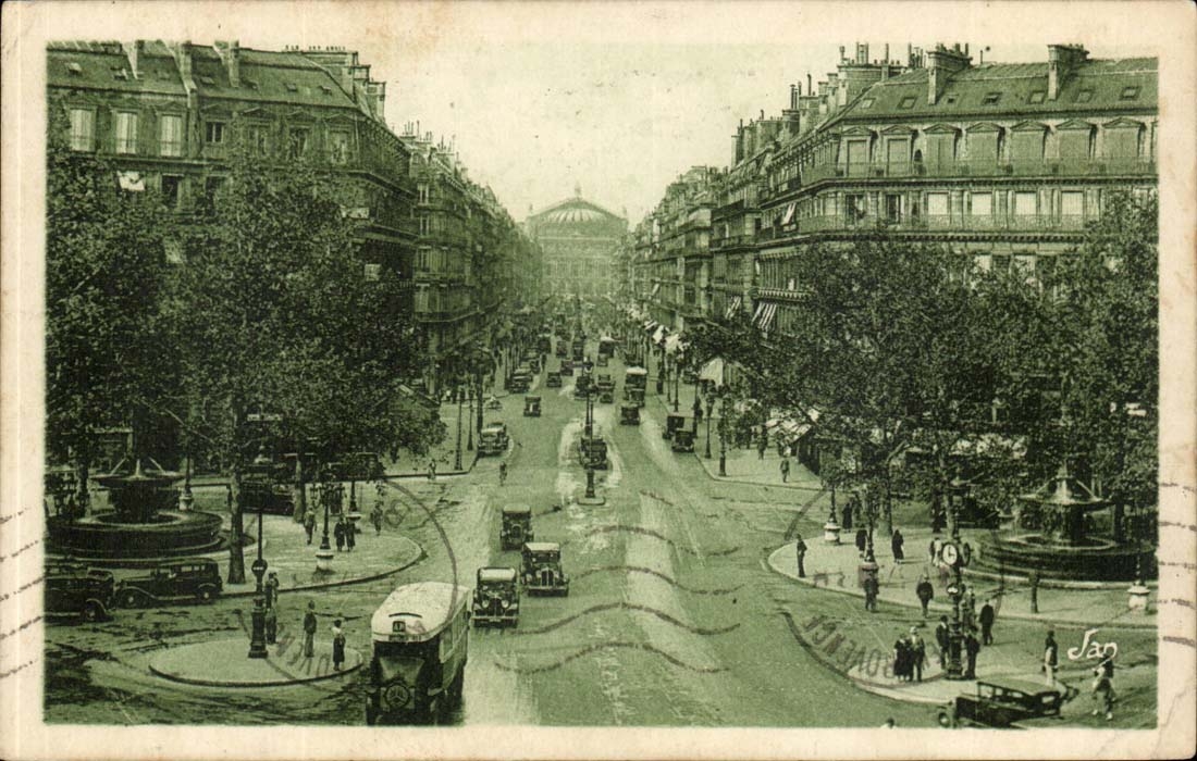 Paris 8 -- Avenue of the Opera - CPA