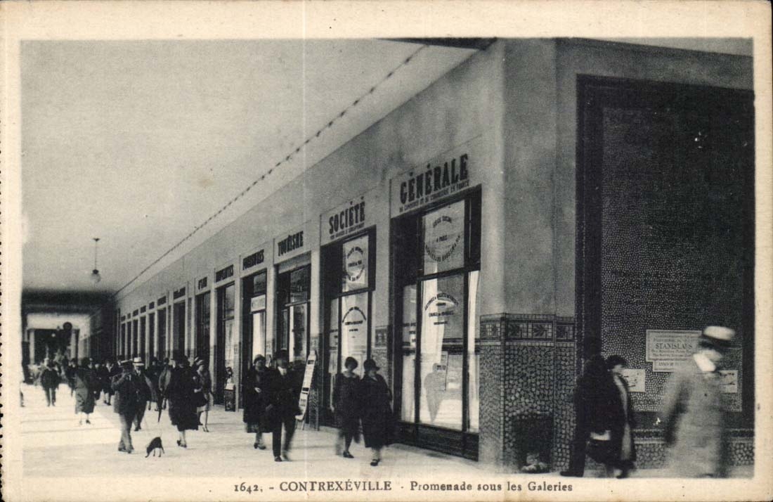 Contrexeville - Weg unter den Galerien - CPA
