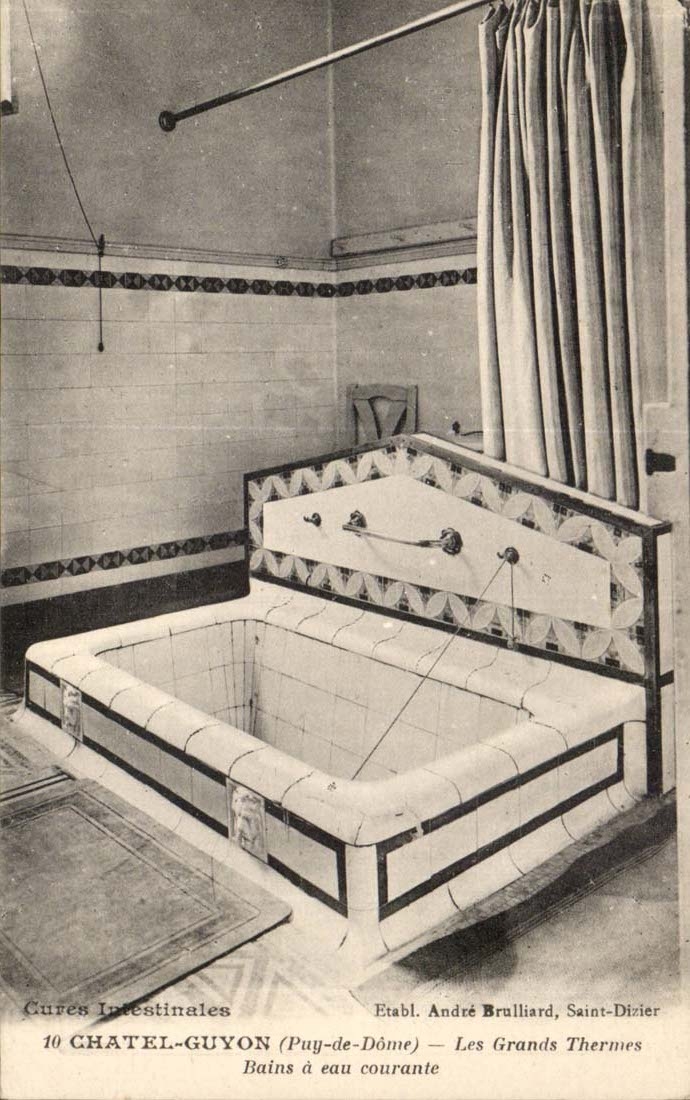 Chatelguyon - Chatel-Guyon - Large Thermal baths - Baths has running water - CPA