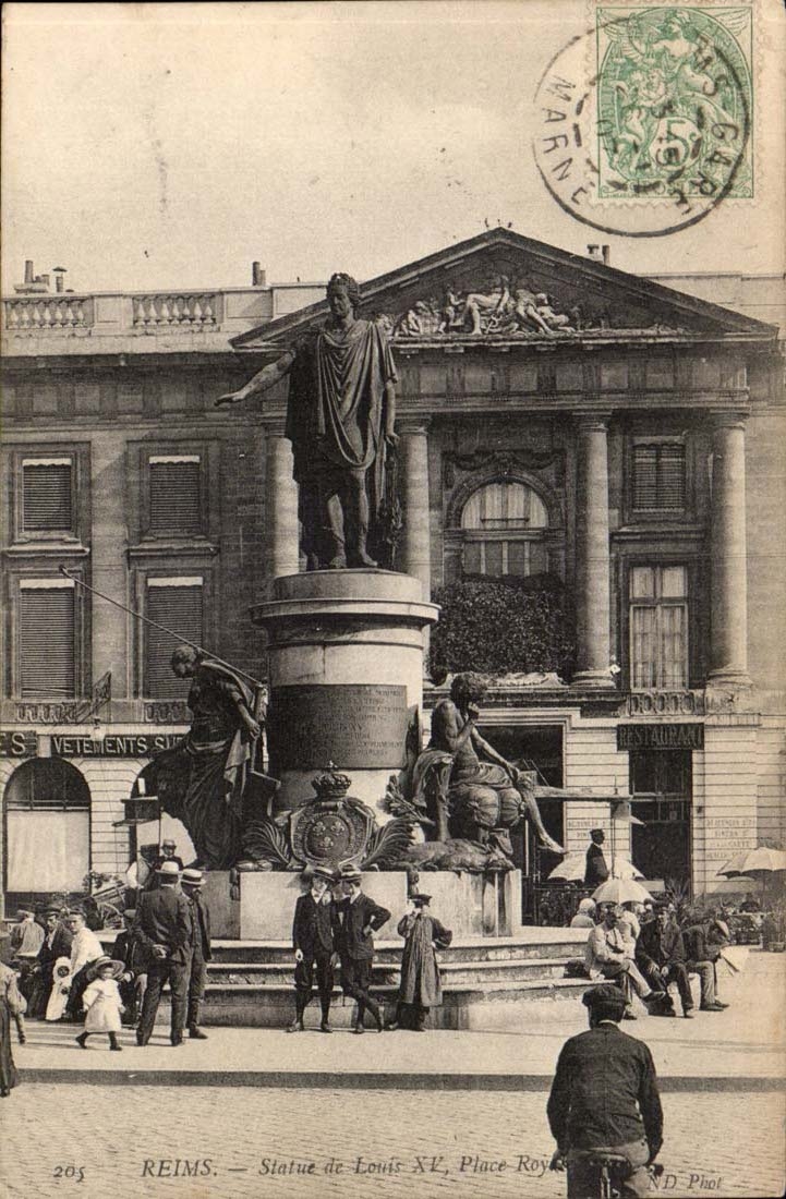 Reims - Statue Platze der Louis-XV koniglich - CPA