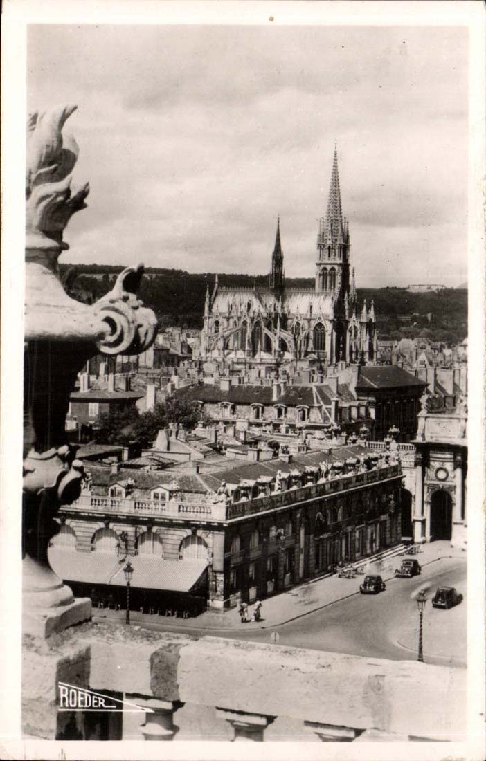 Nancy - Perspective sur l'Arc de Triomphe et St Epvre - CPA 
