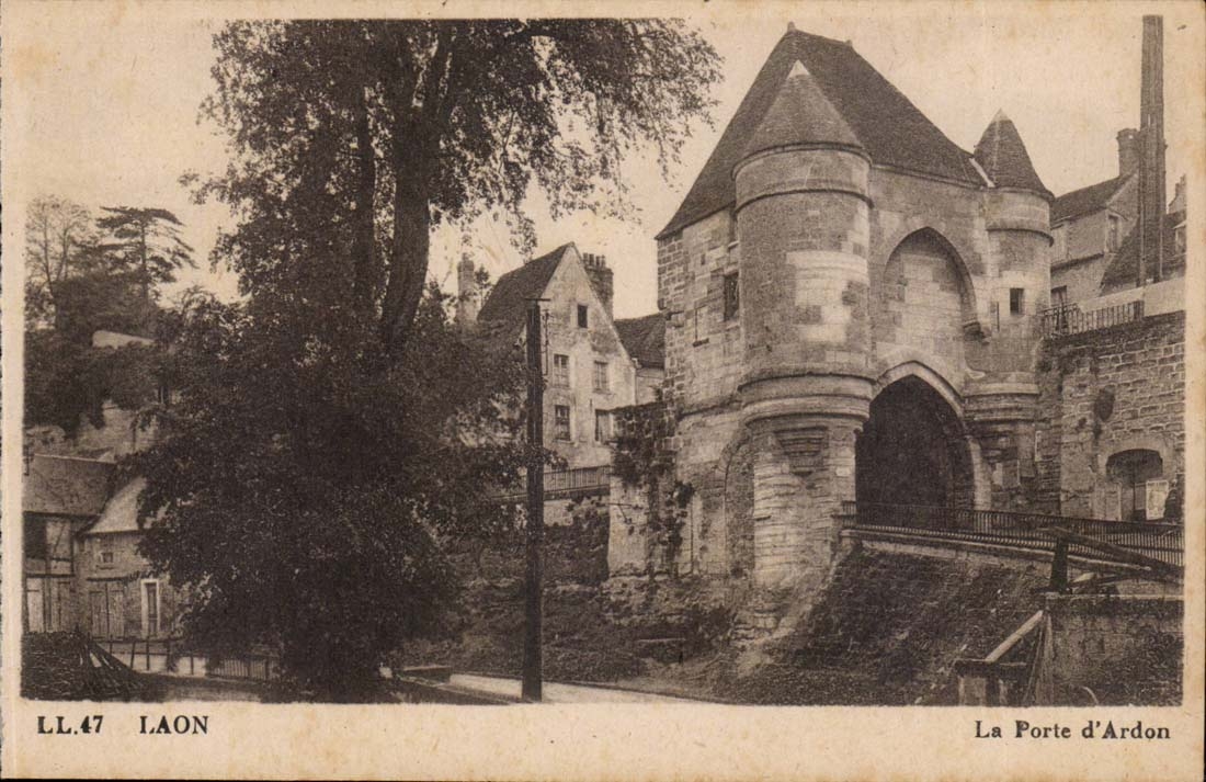 Laon - the Gate of Ardon - CPA