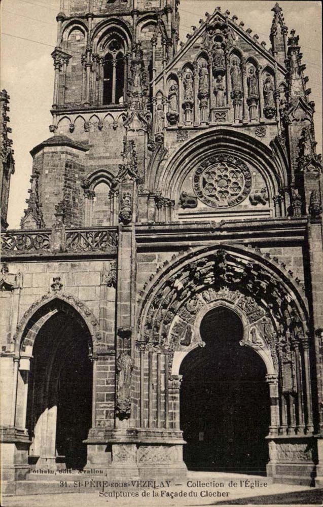 St Father under Vezelay CPA Bcollection of the church Sculptures of the frontage of the bell-tower