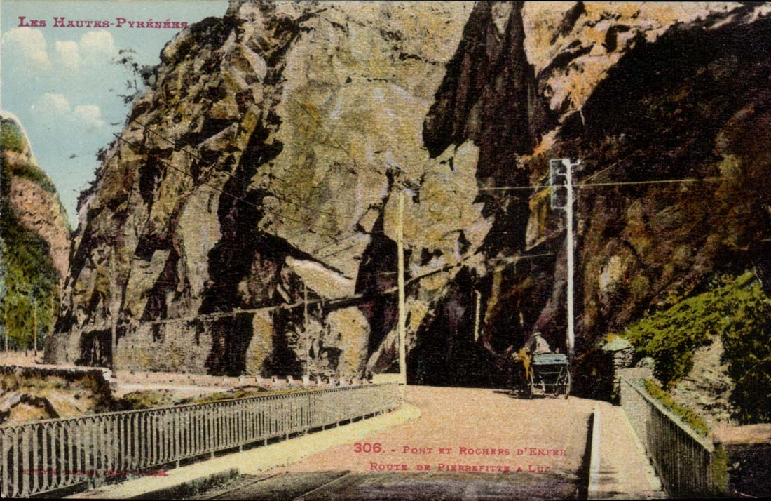 CPA Brucke und Felsen der Wegholle von Pierrefitte haben Luz