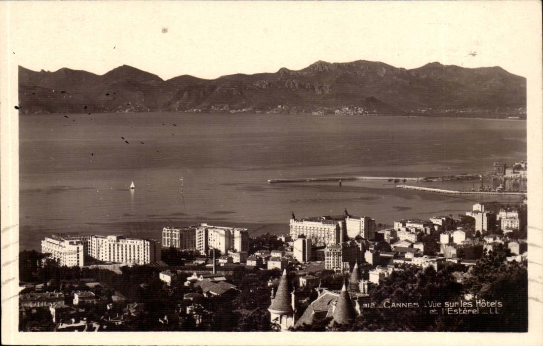 Cannes CPA Seen on the Hotels and Esterel