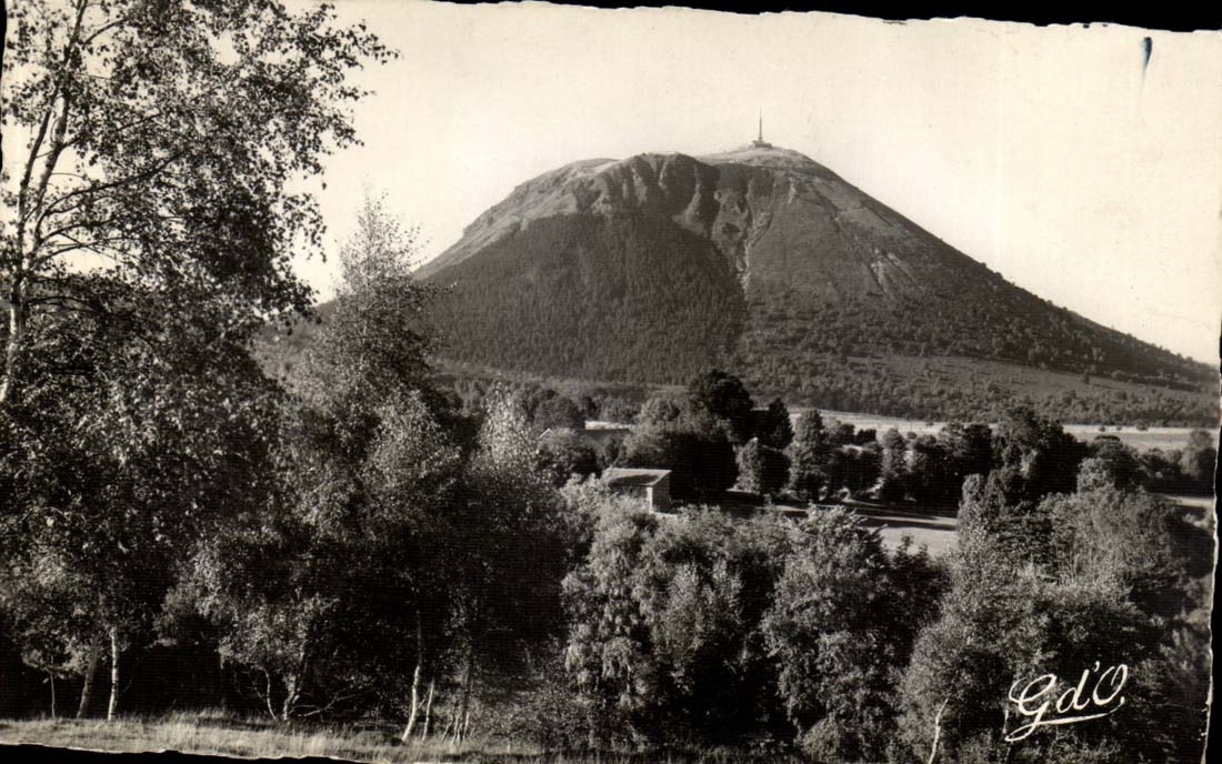 Auvergne CPA Puy de Dome Cone volcanic