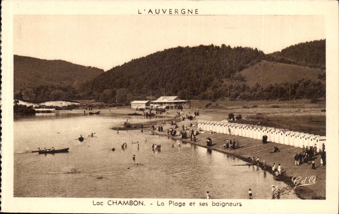 Lake chambon CPA the beach and its bathers