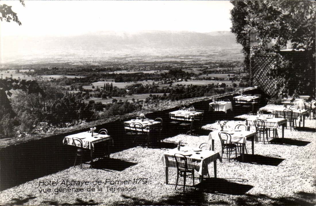 CPA Hotel abbey of Apple tree View of the terrace