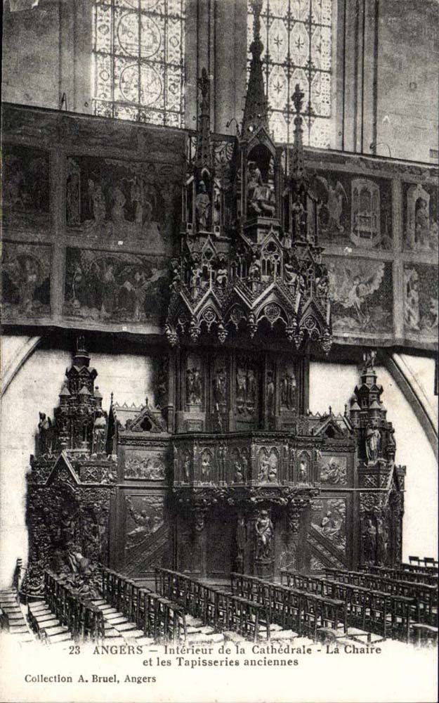 Interior Angers CPA of the cathedral the old pulpit and tapestries
